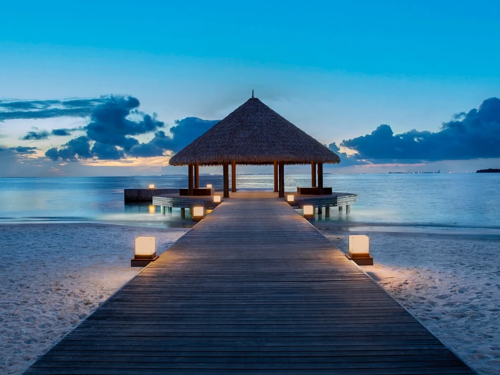 Dhawa Ihuru is a charming boutique island retreat located in North Malé Atoll, offering a peaceful and authentic Maldivian experience surrounded by crystal-clear waters, soft white beaches, and a vibrant house reef. Combining contemporary comfort with the natural beauty of a traditional island setting, the resort provides the perfect escape for couples, honeymooners, families, and snorkeling enthusiasts.
Known for its intimate atmosphere and excellent marine life, Dhawa Ihuru is particularly popular with guests seeking easy access to snorkeling and diving right from the beach. The resort features stylish beachfront villas, personalized service, wellness experiences, and a relaxed island vibe that encourages guests to unwind and reconnect with nature.
Whether you're planning a romantic getaway, a diving holiday, or a tranquil tropical retreat, Dhawa Ihuru offers an unforgettable blend of comfort, simplicity, and island charm.
