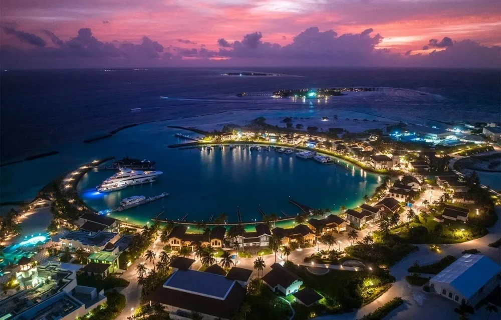 SO/ Maldives is a stylish luxury lifestyle resort located in the breathtaking Emboodhoo Lagoon, offering a bold and contemporary take on the Maldivian island experience. Inspired by the world of fashion, art, and design, the resort blends sophisticated elegance with vibrant energy, creating a unique destination for modern travelers seeking something beyond the traditional Maldives getaway.
Featuring beautifully designed beachfront and overwater villas, exceptional dining concepts, wellness experiences, and stunning lagoon views, SO/ Maldives delivers a fresh and immersive island escape. Its prime location near Malé allows guests to enjoy both convenience and exclusivity while experiencing world-class hospitality in a chic and inspiring setting.
Whether you're planning a romantic retreat, a luxury holiday, or a stylish escape with friends, SO/ Maldives offers an unforgettable combination of creativity, comfort, and island luxury.