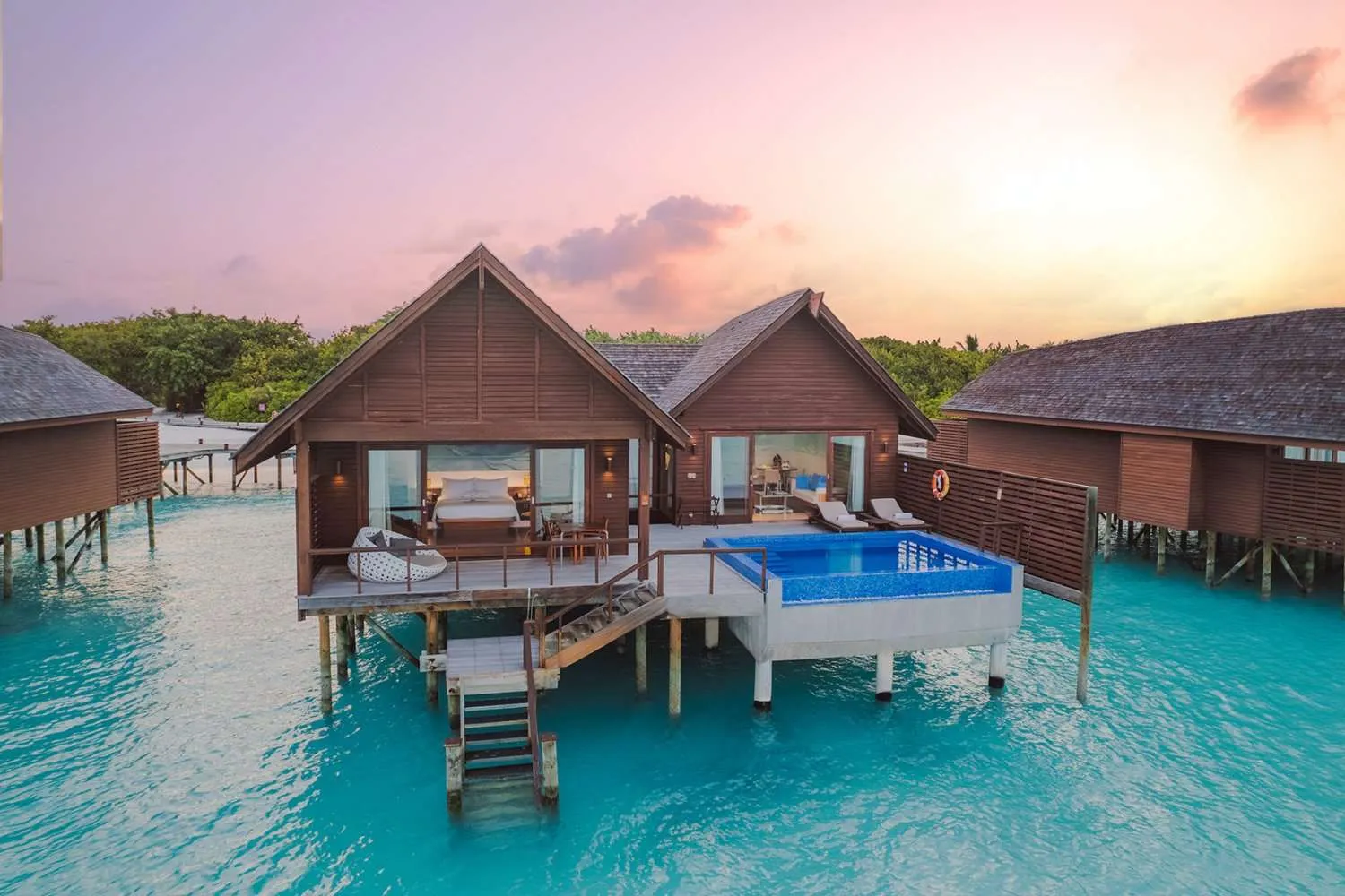 - 290 Sqm - Elevate your romantic escape in our Ocean Villa with Pool - Perched on stilts above the ocean - Perfect for honeymooners - Elegant living experience - Glass floored living room - Separate dining area - Vast open-plan bedroom - Private pool on the deck overlooking endless turquoise waters
