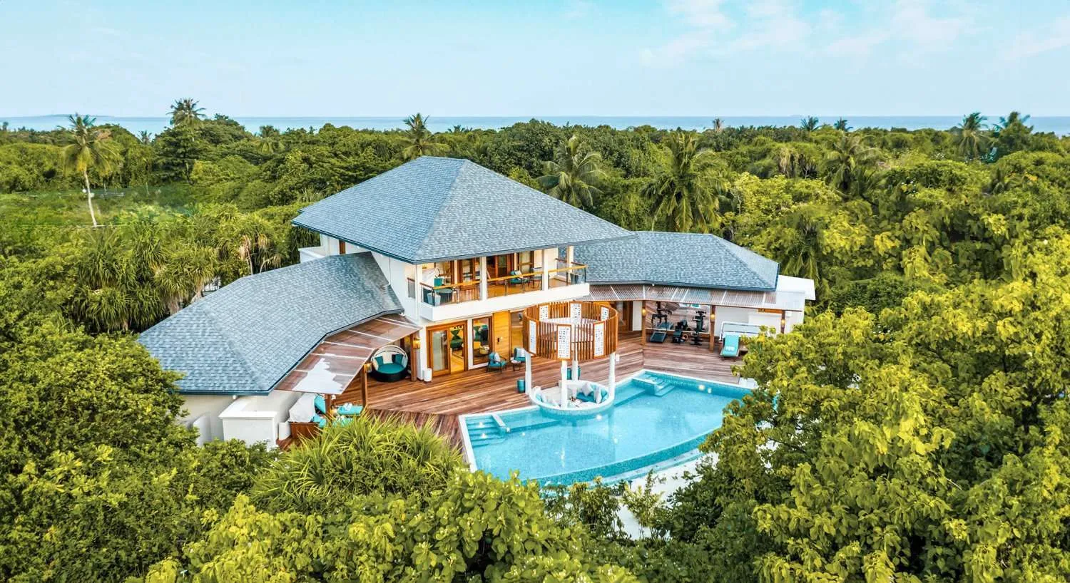 - 700 Sqm - Craft lasting family memories at our three bedroom Grand Beach Residence - Set within tropical gardens - Perfect backdrop for unforgettable moments - Large private pool - Luxurious bathrooms - Deck with an outdoor gym - Gazebo - An unparalleled blend of luxury and comfort