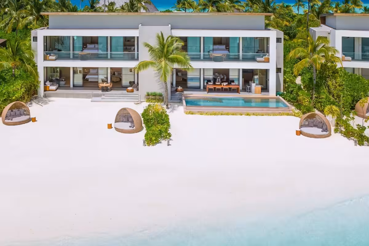 - Step into our expansive three bedroom residence, where luxury and comfort unite on the breathtaking Maldivian coast, perfect for a family getaway.
- 6 Adults + 3 Children OR 9 Adults - (3 x King)
- 664 sqm