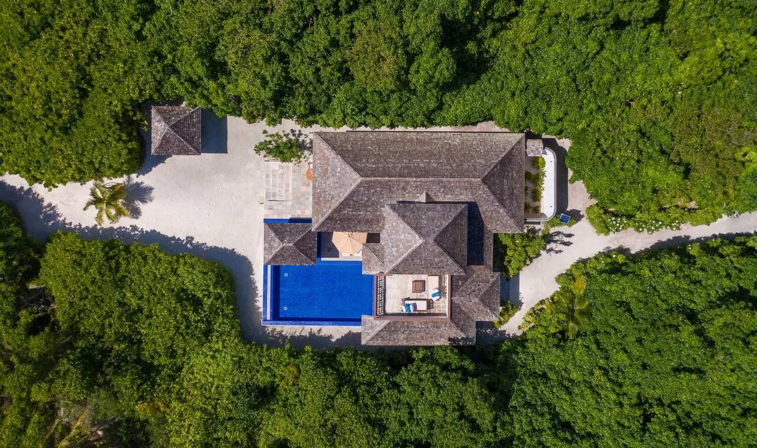 - 440 Sqm - These expansive one bedroom beachfront villas are perfect for families or couples - Private infinity pool - Private beach - Separate living and bedroom areas - Massive open-air bathroom - Upstairs roof deck - Direct access to a private beach that cannot be overlooked by neighboring villas