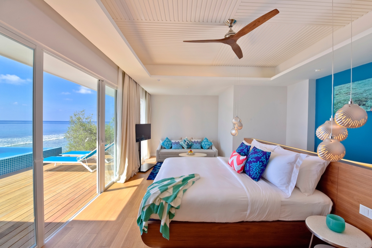 - 95 m² - Suitable for couples and families - 2 adults + 2 kids (Child policy disclaimer must be signed) - Free Wifi - In room entertainment system with 40 inch LED TV - Mini bar / Hair Dryer / Safe - Coffee Machine - Private deck with a pool big enough for a pool party! - Freestanding bathtub with a sea view