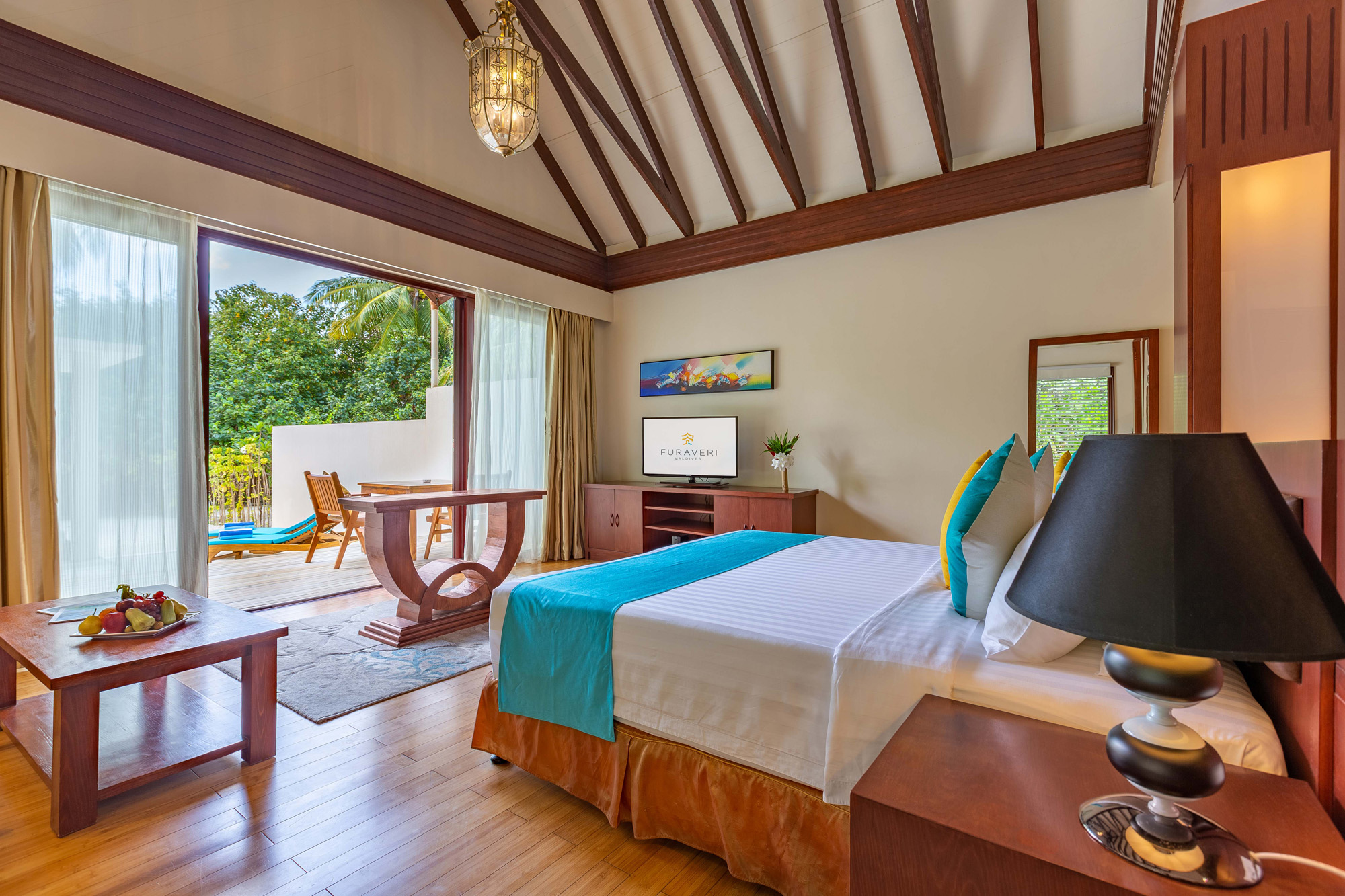 - 3 Adults OR 2 Adults & 2 Children - 01 King Bed - 110 SQM