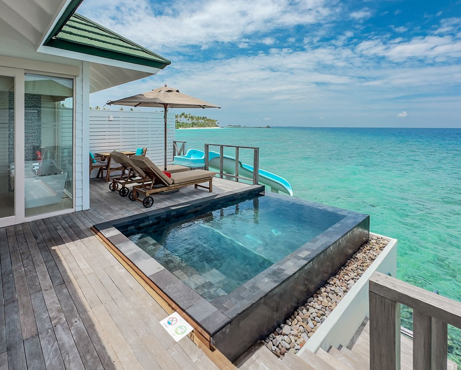 - From your private terrace, enjoy sweeping vistas of the Indian Ocean and turquoise lagoon, while relaxing in your private pool with a cocktail in hand Ideal for those seeking both space and fun, this villa offers a sundeck with loungers, a bathroom with a standalone bathtub with incredible views, mini bar, and WiFi With views this stunning, it’s a stay to remember